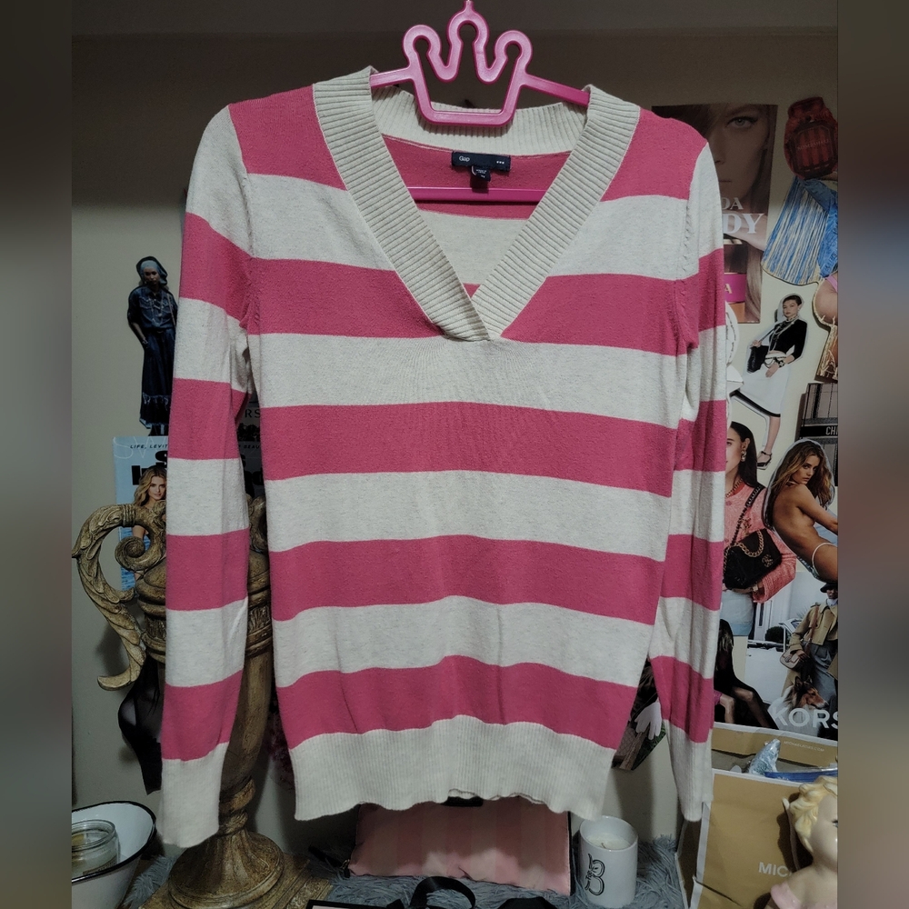 GAP V-Neck Pink and White Striped Sweater